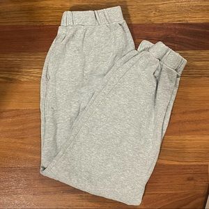 SOLD / Brandy Melville Rosa Sweatpants + FREE Brandy Melville stickers!!